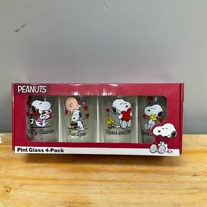 Peanut (pint)drinking glass